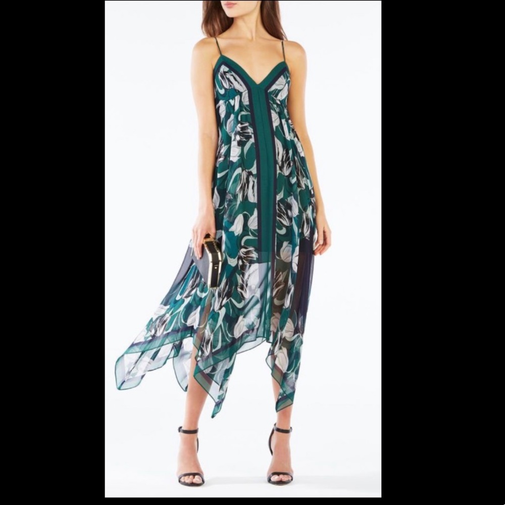 ✨NWT! BCBG MaxAzaria Isabela Handkerchief Dress